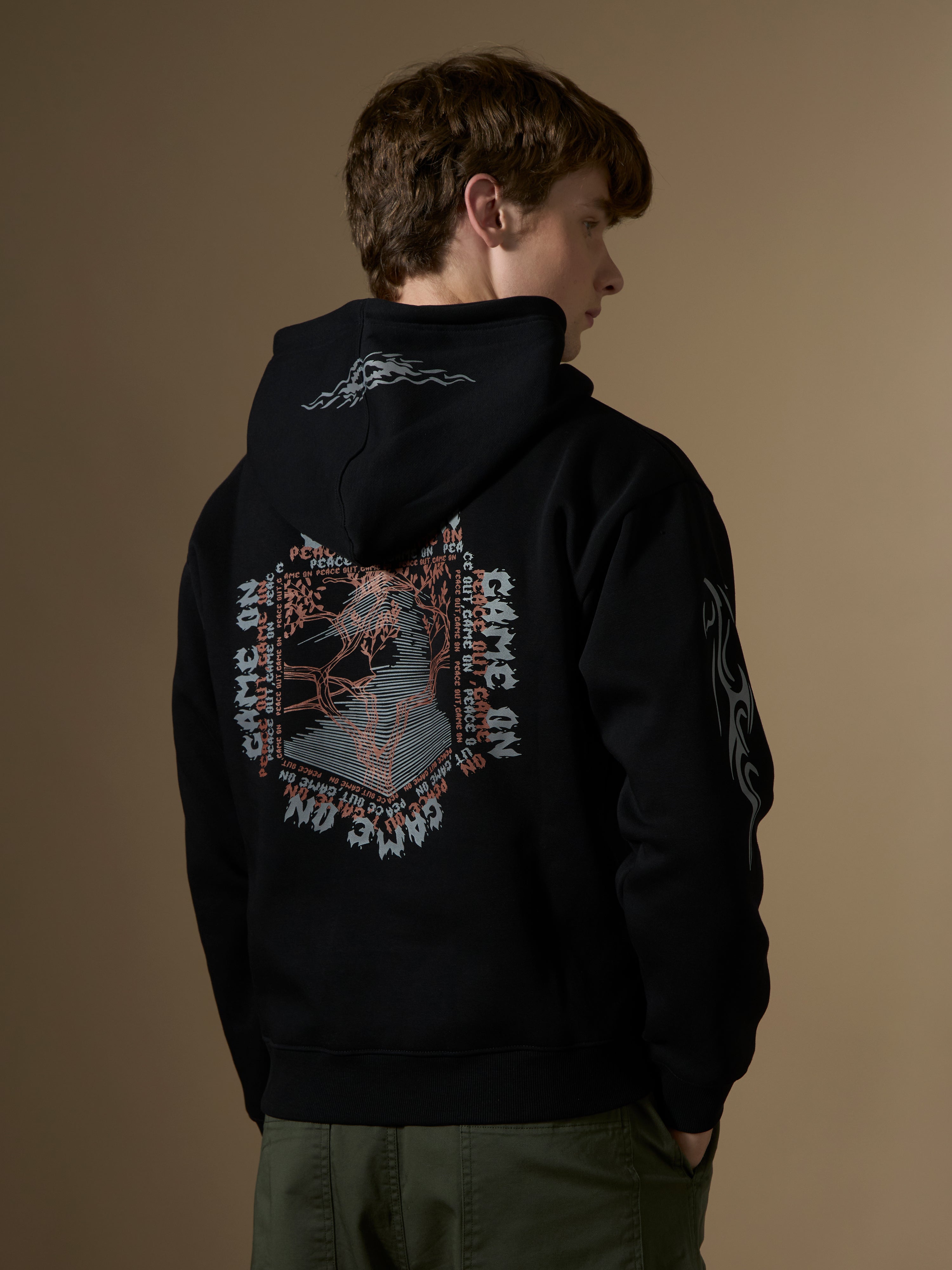Lantheus - Printed Hoodie - Black