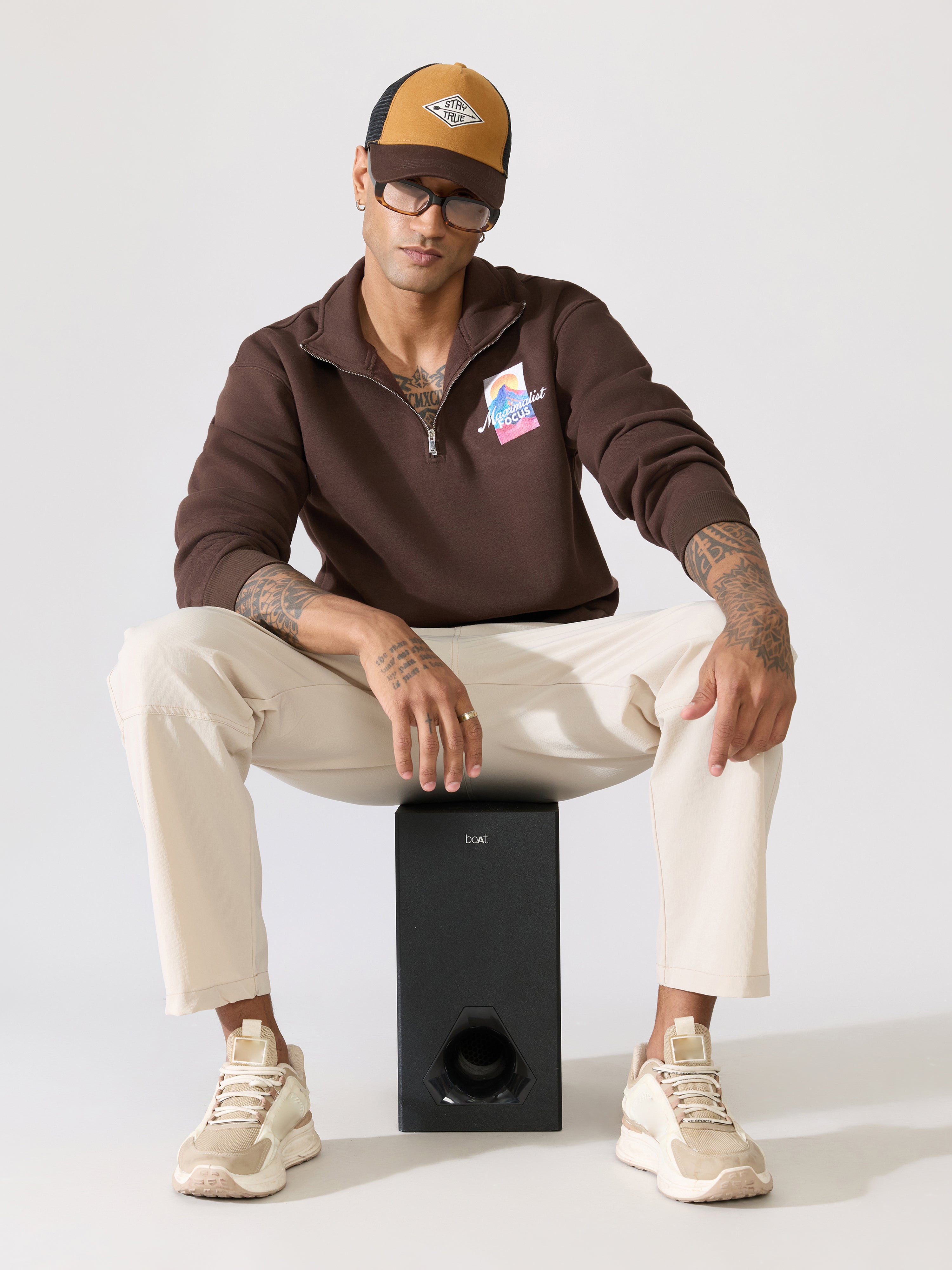 Zelios - Dark Brown Adventure Graphic Half-Zip Sweatshirt