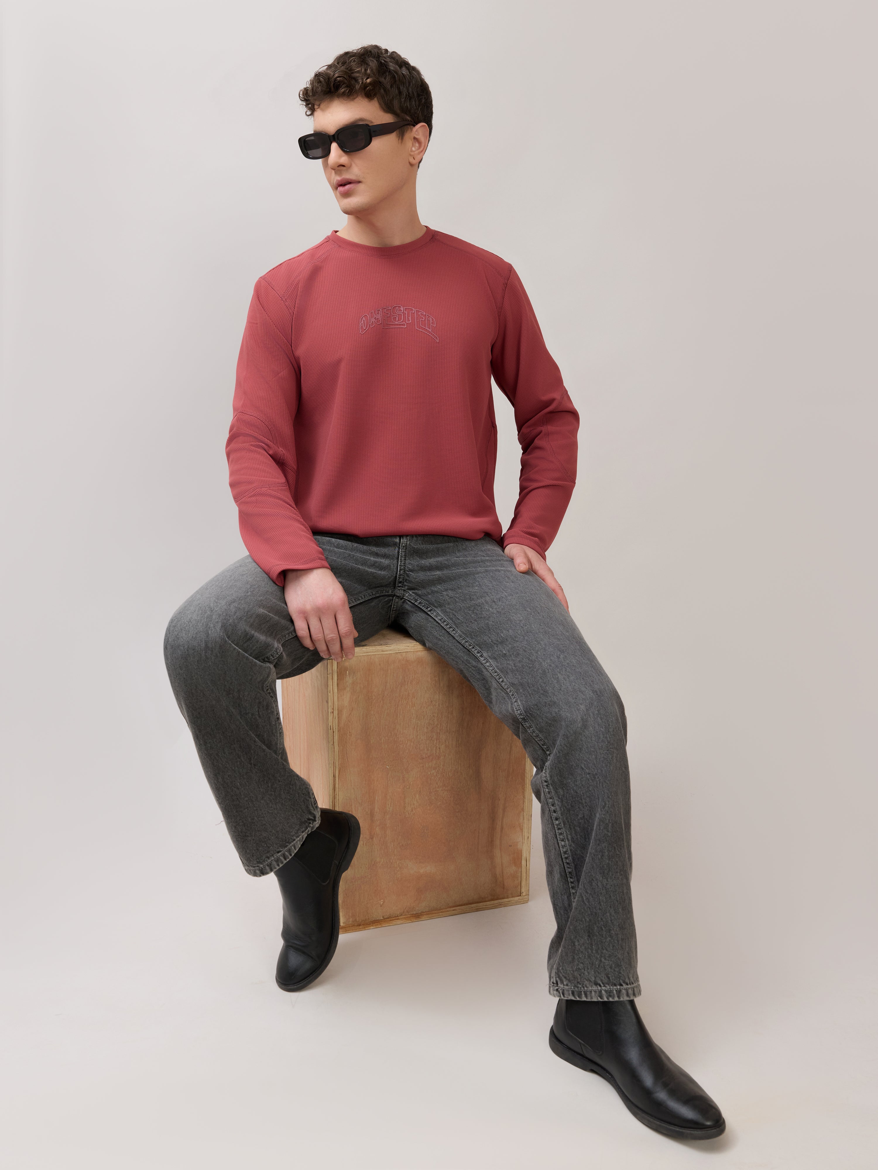 Kinoia - Onstep Printed Contrast-Stitch Relaxed Sweatshirt - Raspberry Rose