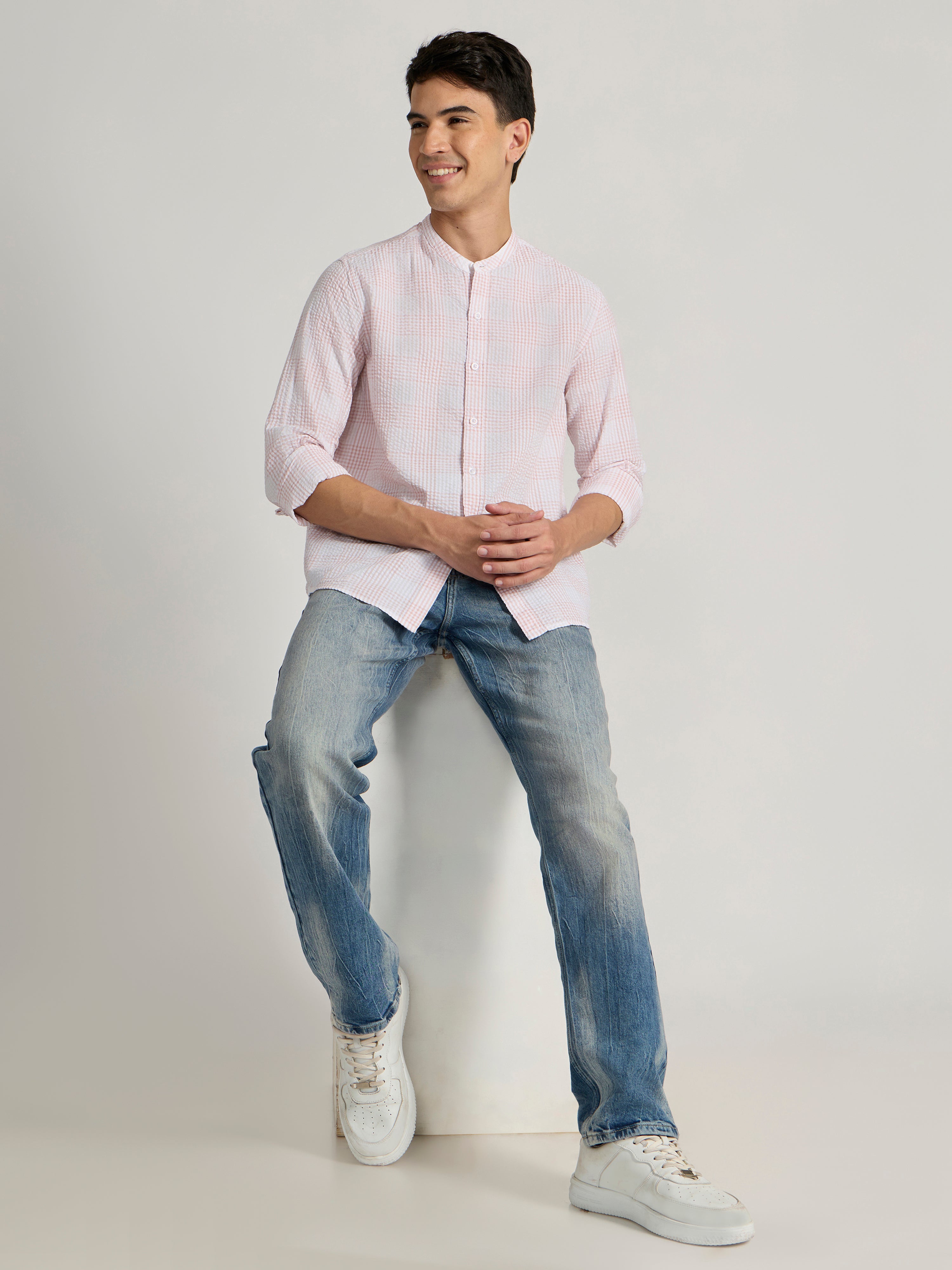 Hadrian - Band Collar Checks Shirt - Light Pink