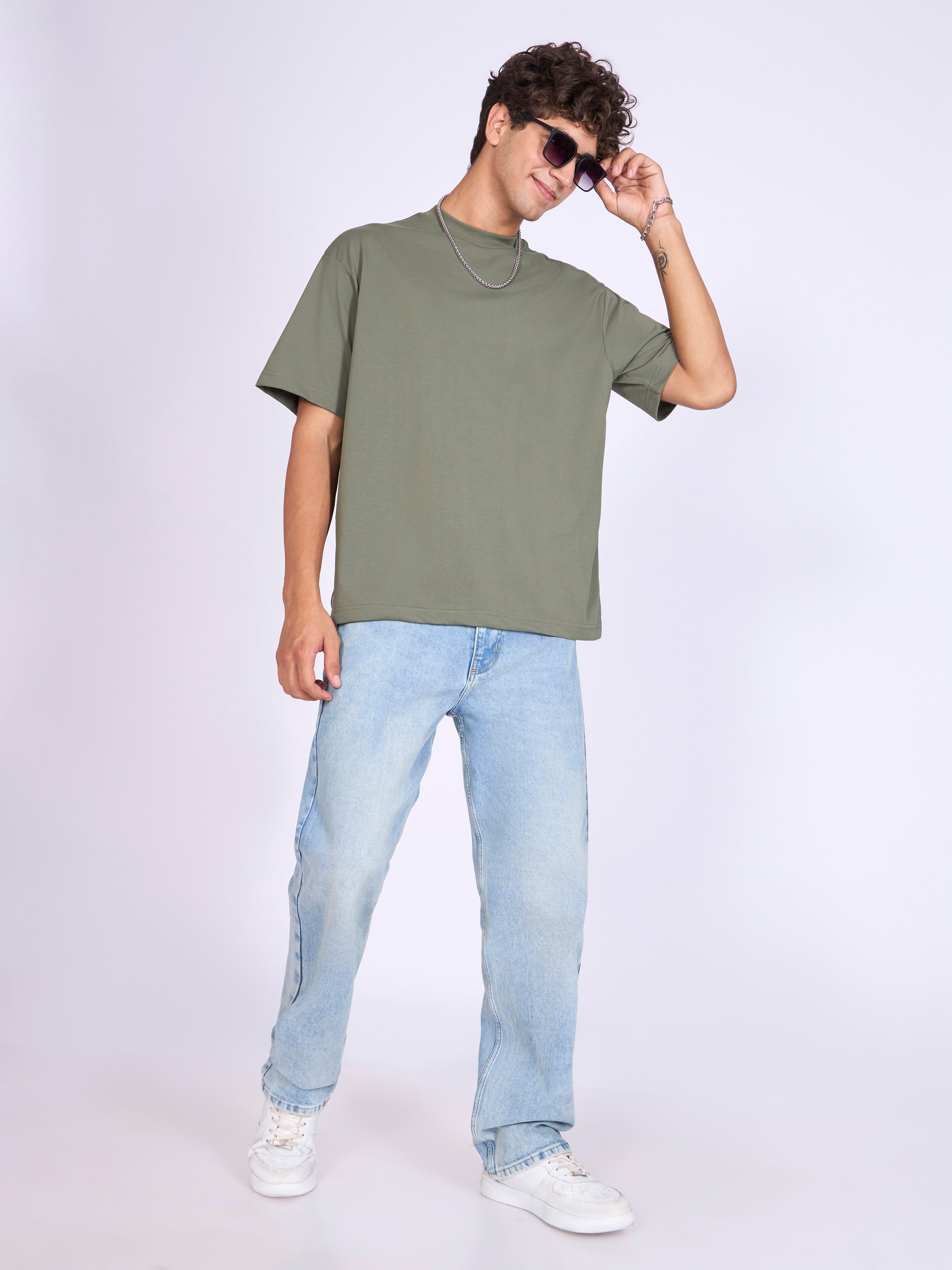 Stirling - Loose Fit T-Shirt - Olive