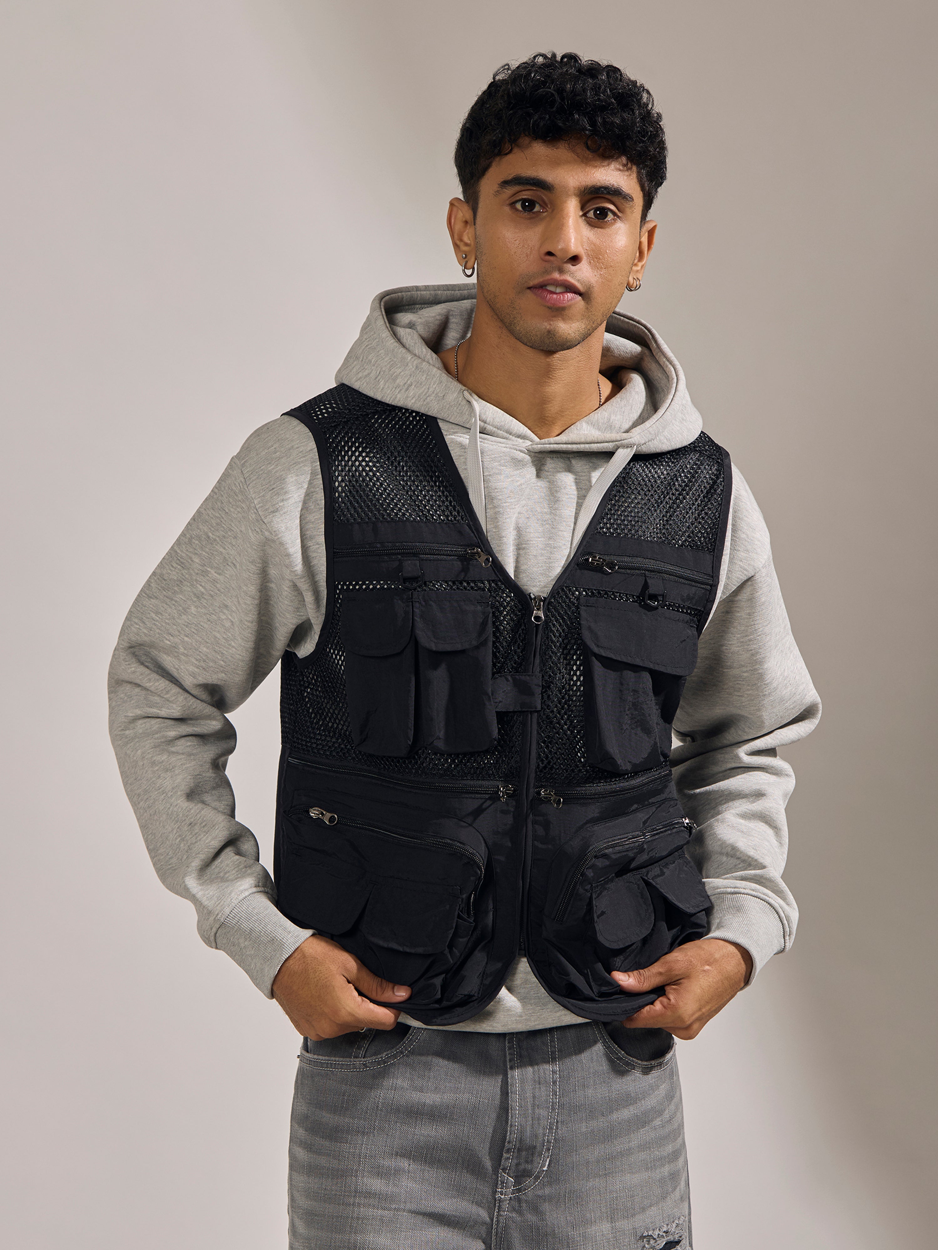 Romillya - Zippered Cargo Vest - Black