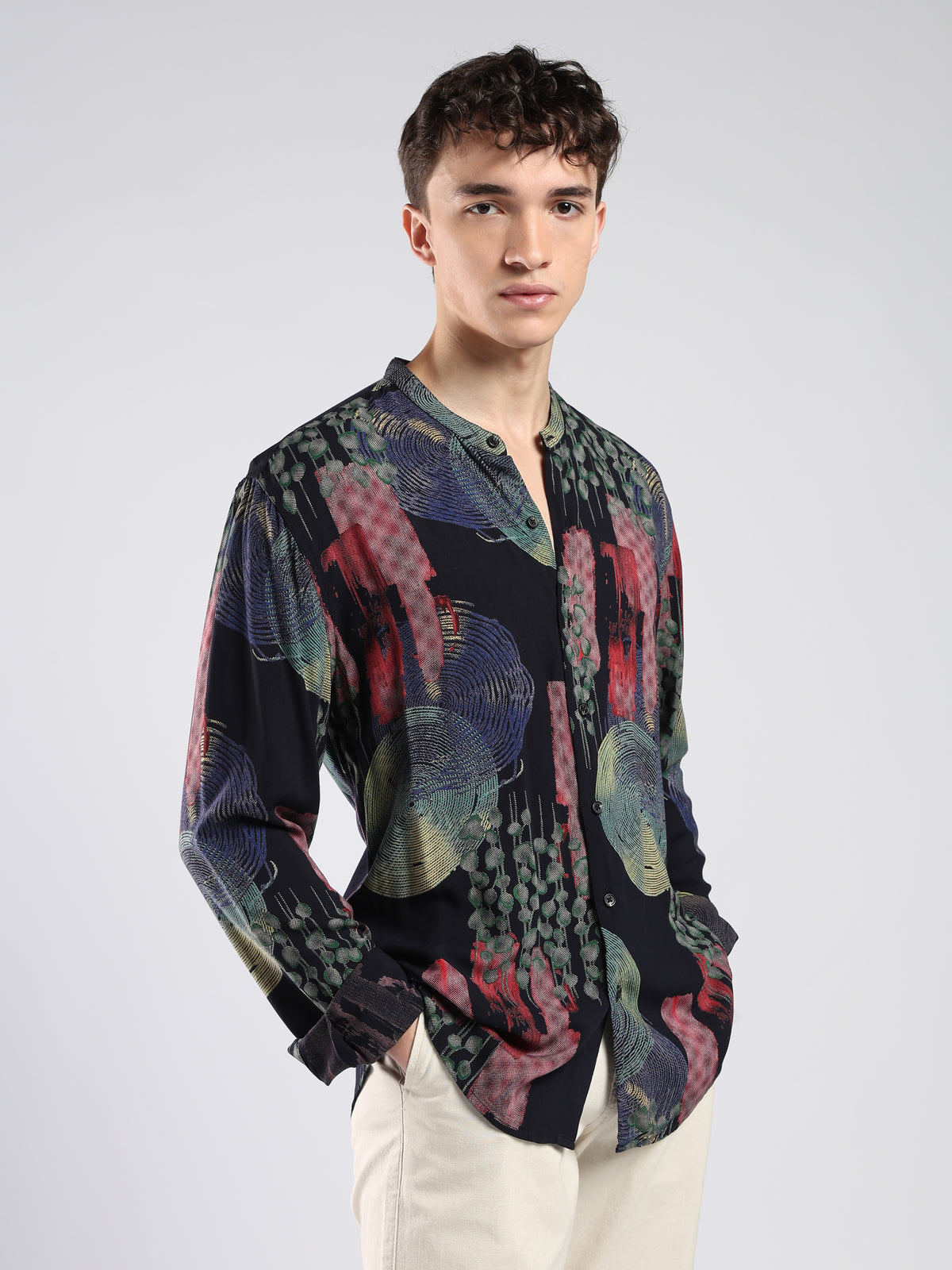 Xisoni - Abstract Printed Mandarin Collar Shirt - Navy Blue