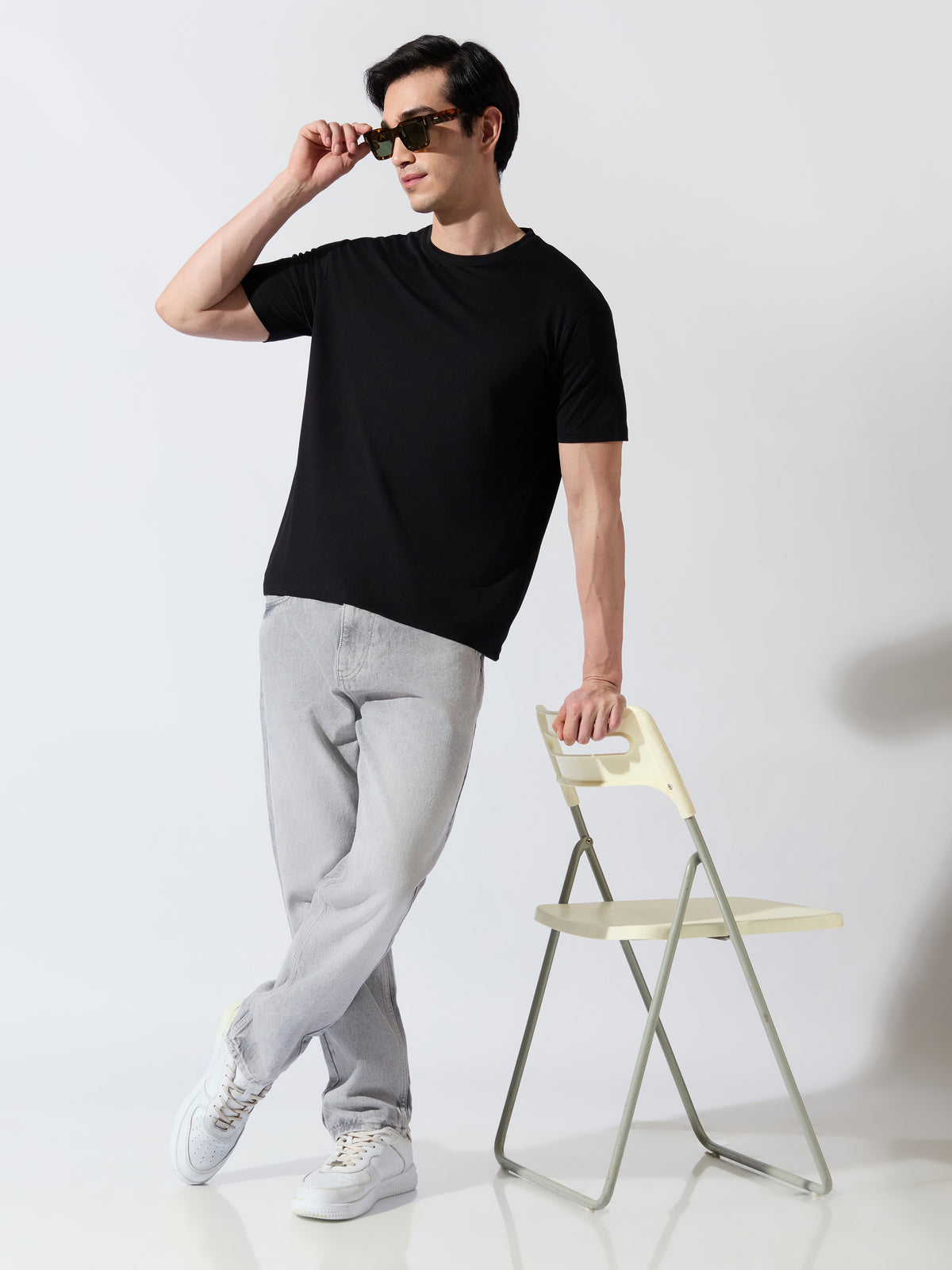 Lefira - Slim Fit T-Shirt - Black